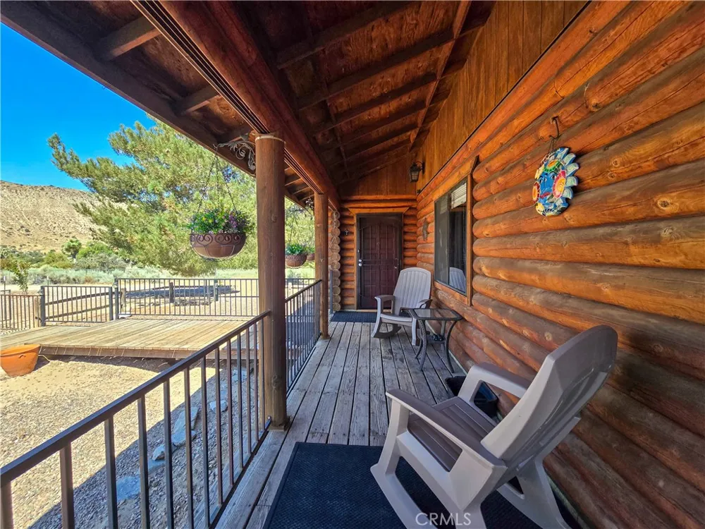 5363 Hess Road Phelan, CA 92371