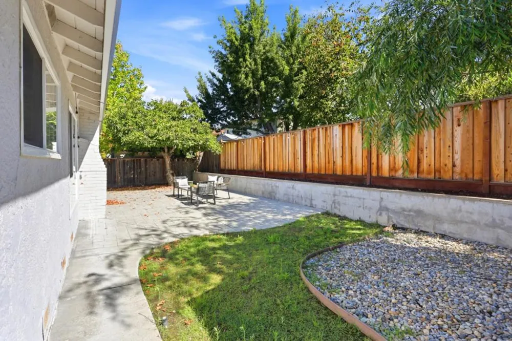 1238 San Moritz Drive San Jose, CA 95132