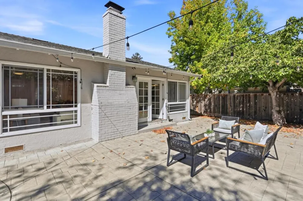 1238 San Moritz Drive San Jose, CA 95132