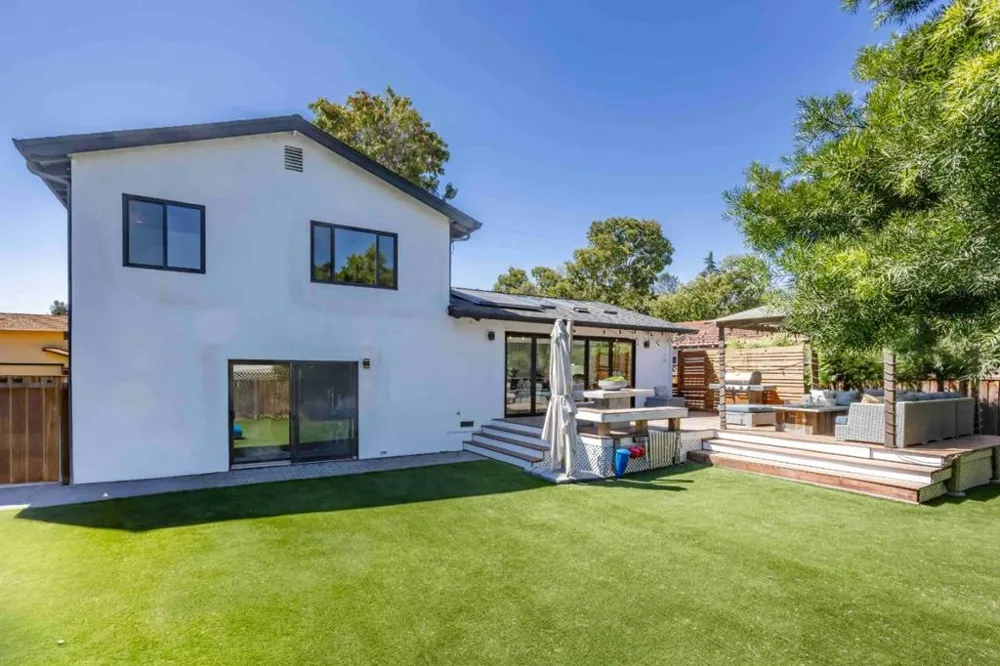 1059 Lily Avenue Sunnyvale, CA 94086