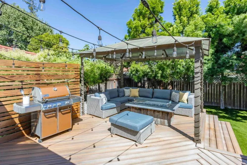 1059 Lily Avenue Sunnyvale, CA 94086