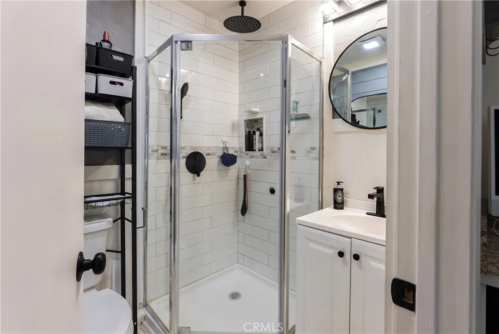 5802 Tobias Sherman Oaks, CA 91411