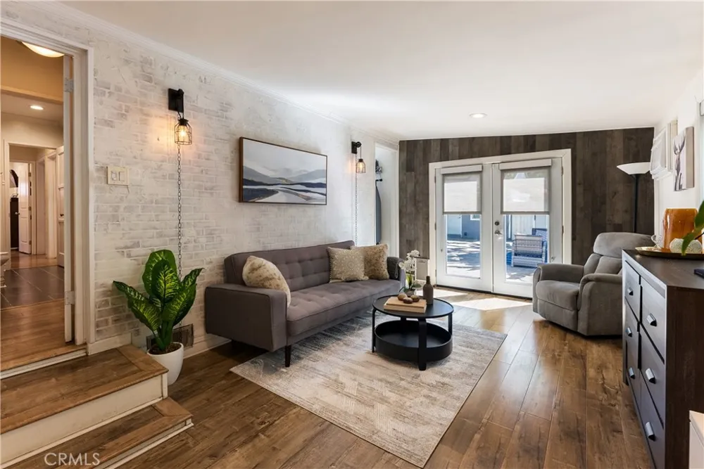 5802 Tobias Sherman Oaks, CA 91411