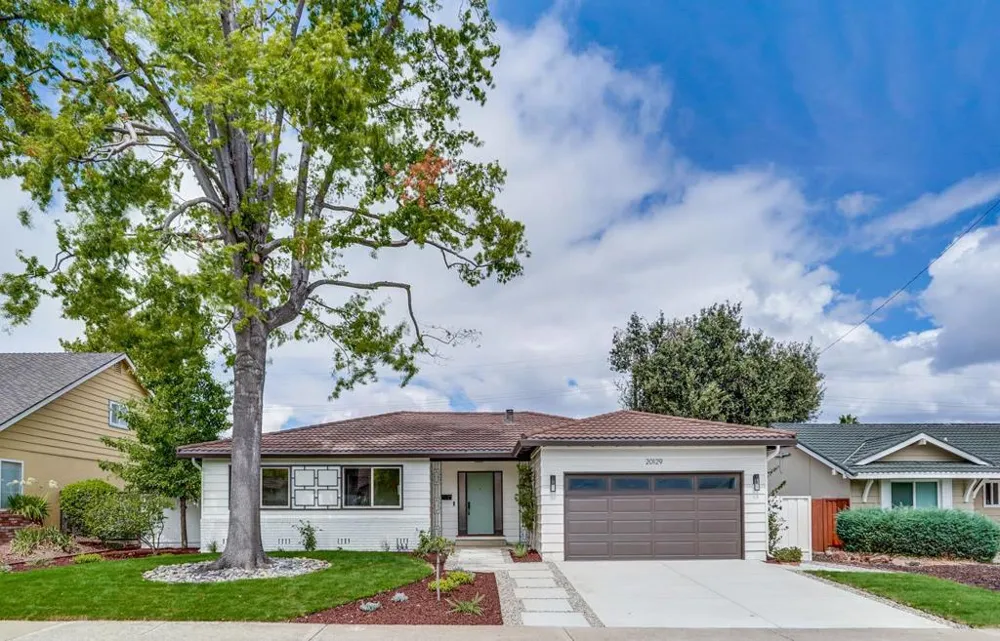 20129 Somerset Drive Cupertino, CA 95014