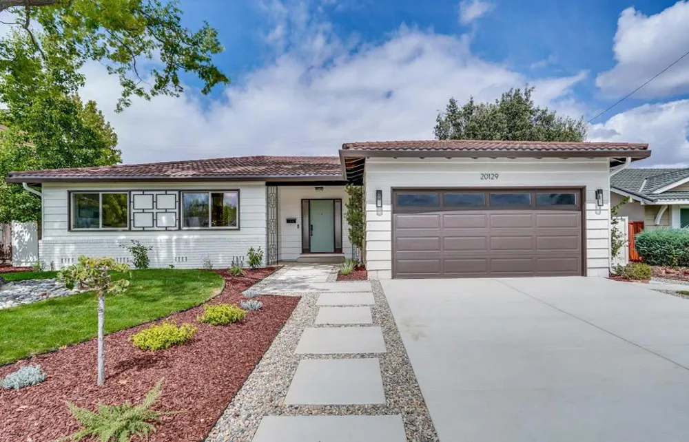 20129 Somerset Drive Cupertino, CA 95014