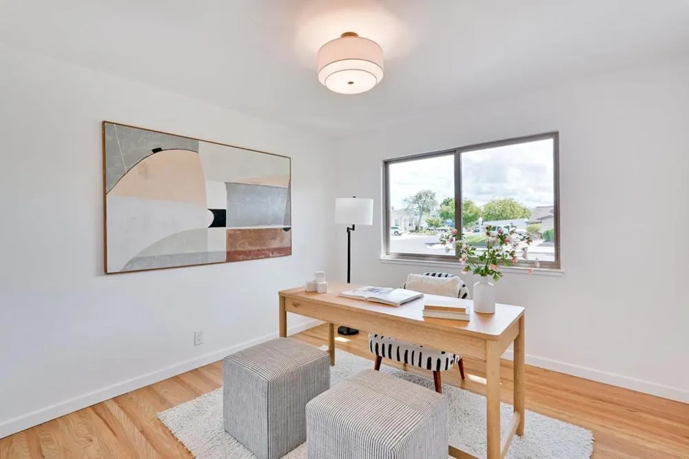 20129 Somerset Drive Cupertino, CA 95014