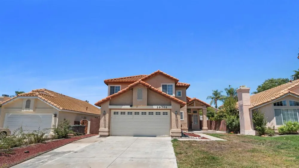 39701 Kilkare Circle Murrieta, CA 92562