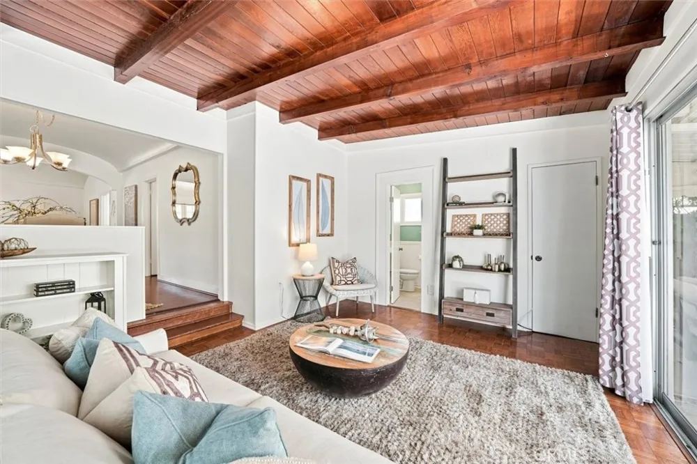 922 S Patton San Pedro, CA 90731