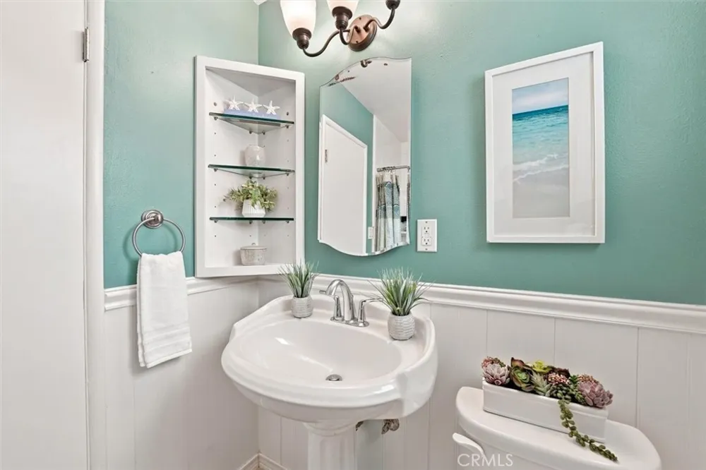 922 S Patton San Pedro, CA 90731