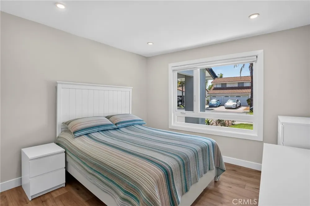 27182 Calle Del Cid Mission Viejo, CA 92691
