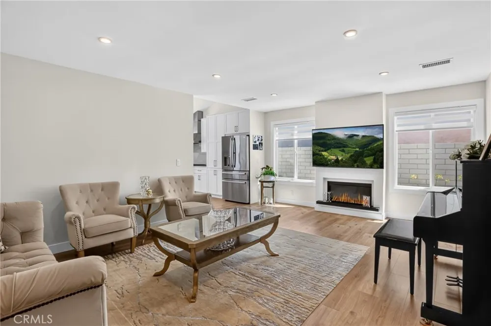 27182 Calle Del Cid Mission Viejo, CA 92691