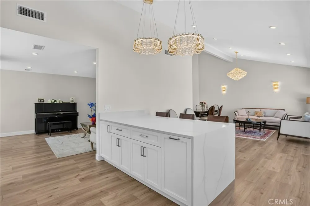 27182 Calle Del Cid Mission Viejo, CA 92691