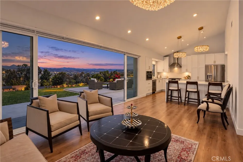 27182 Calle Del Cid Mission Viejo, CA 92691