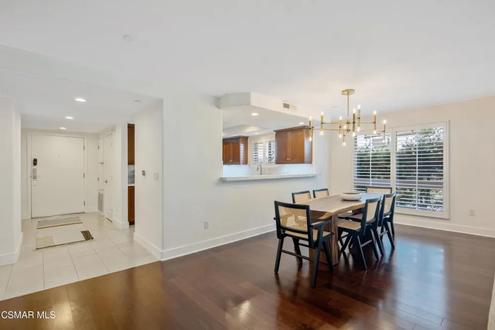 7249 Franklin Avenue #305 Los Angeles, CA 90046