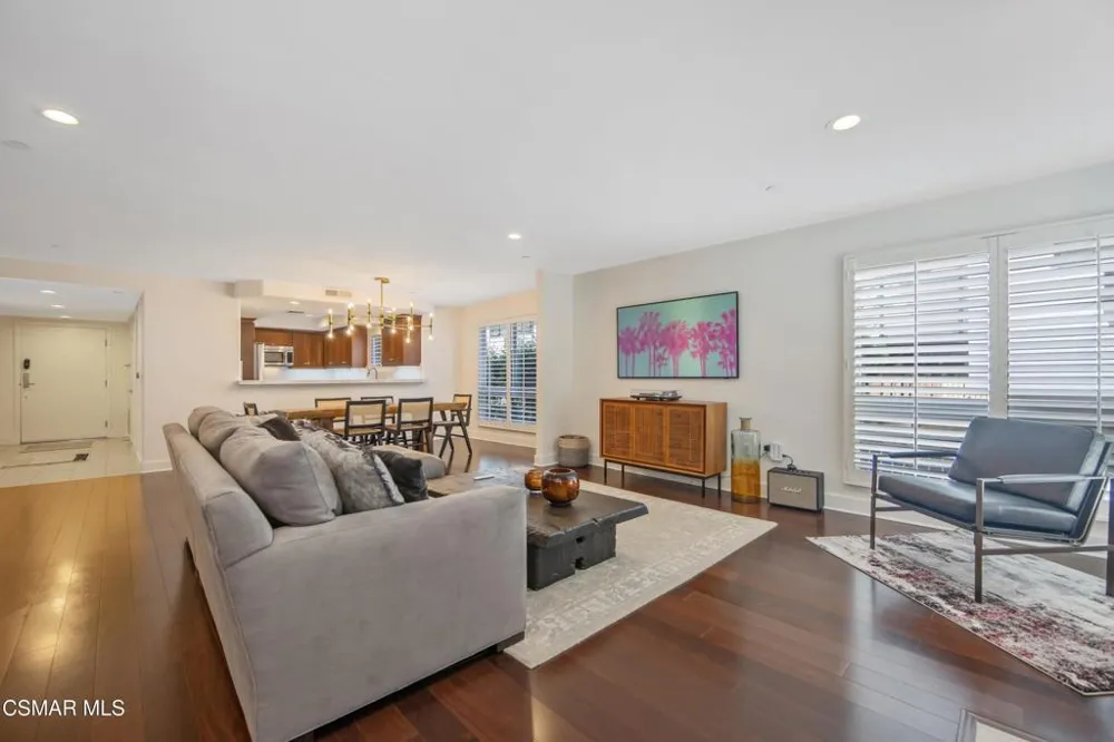 7249 Franklin Avenue #305 Los Angeles, CA 90046