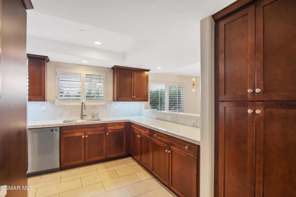 7249 Franklin Avenue #305 Los Angeles, CA 90046
