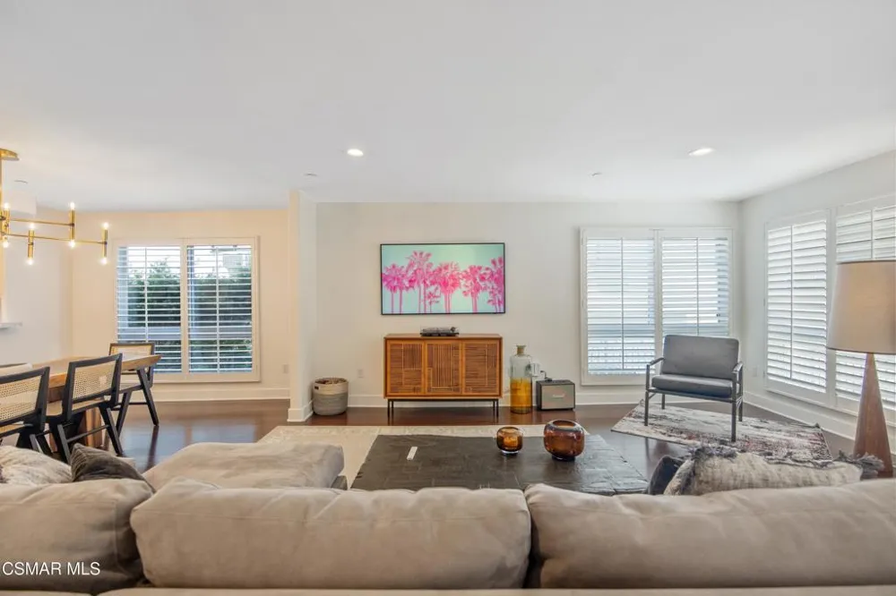 7249 Franklin Avenue #305 Los Angeles, CA 90046