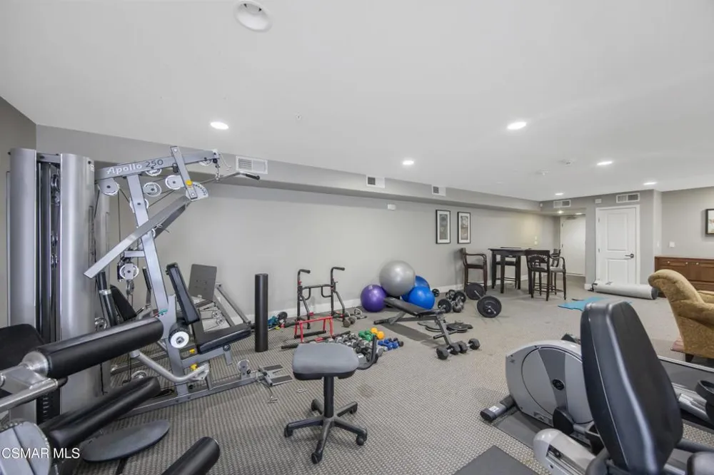 7249 Franklin Avenue #305 Los Angeles, CA 90046