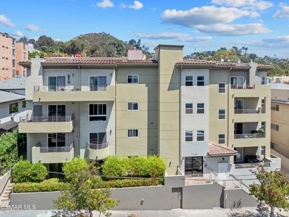 7249 Franklin Avenue #305 Los Angeles, CA 90046