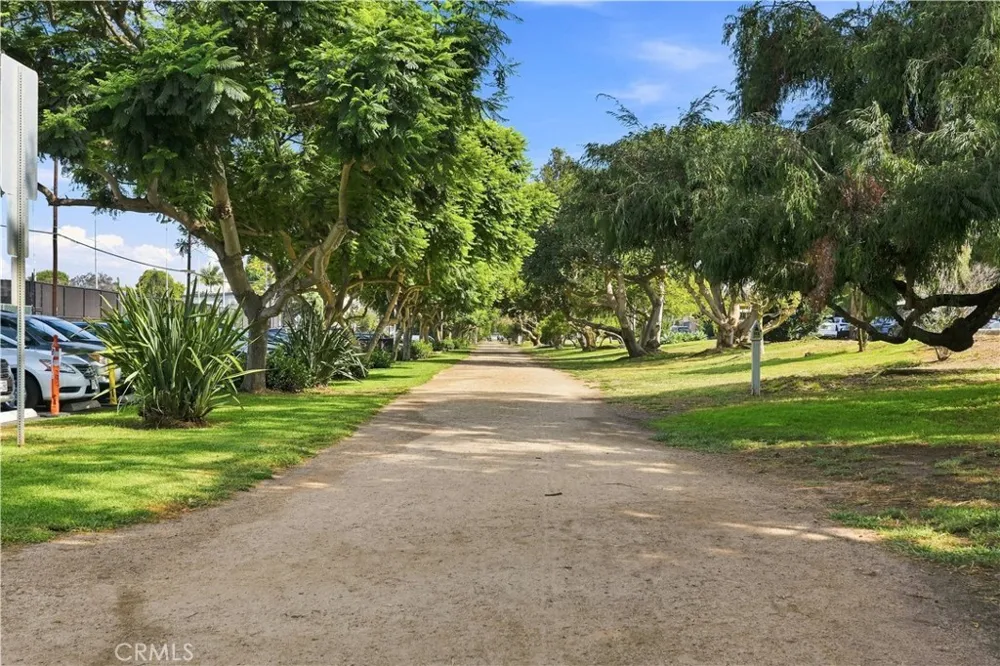 606 9th Hermosa Beach, CA 90254