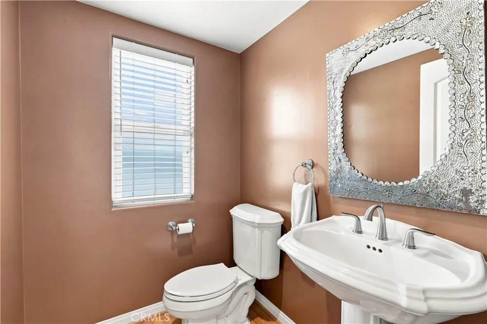 606 9th Hermosa Beach, CA 90254
