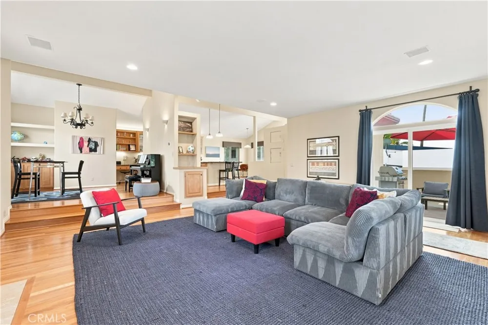 606 9th Hermosa Beach, CA 90254