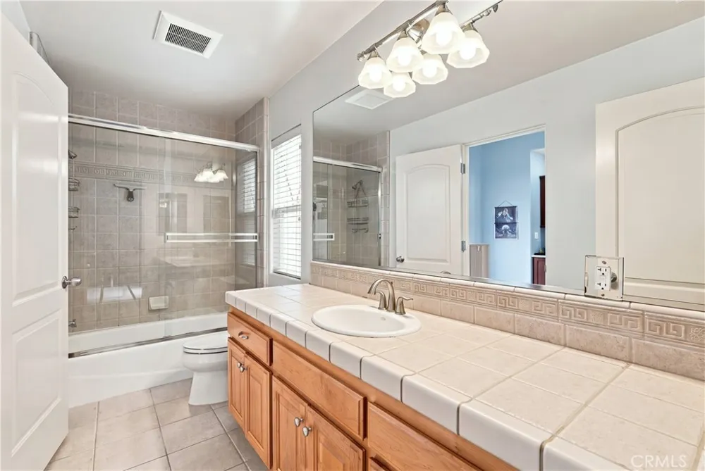 606 9th Hermosa Beach, CA 90254