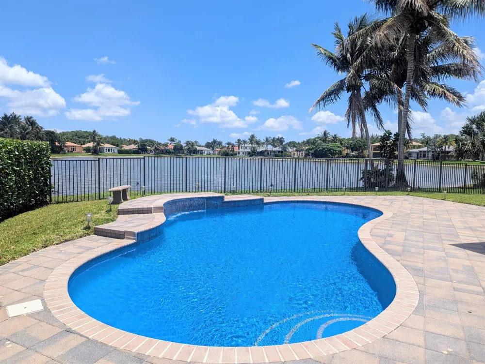 10640 Oak Meadow Lane Lake Worth, FL 33449