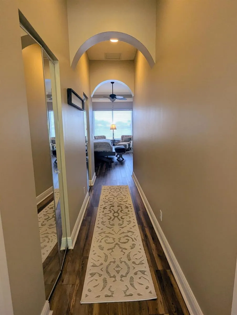 10640 Oak Meadow Lane Lake Worth, FL 33449