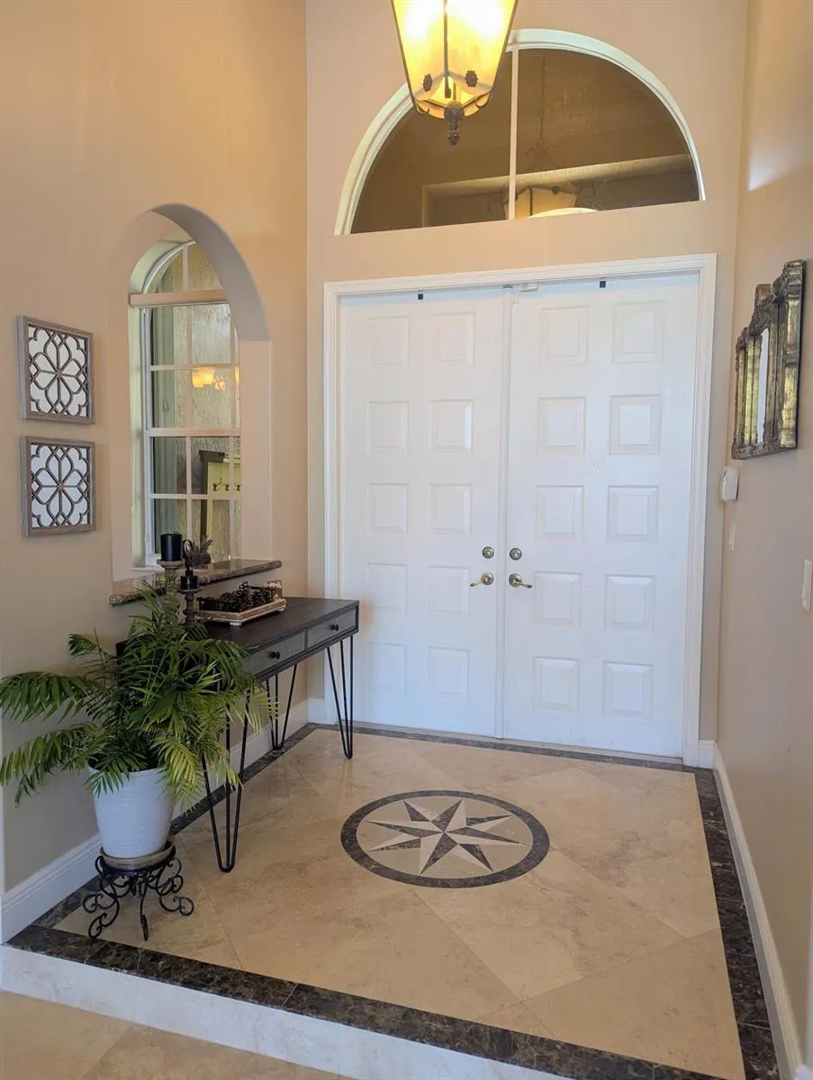10640 Oak Meadow Lane Lake Worth, FL 33449