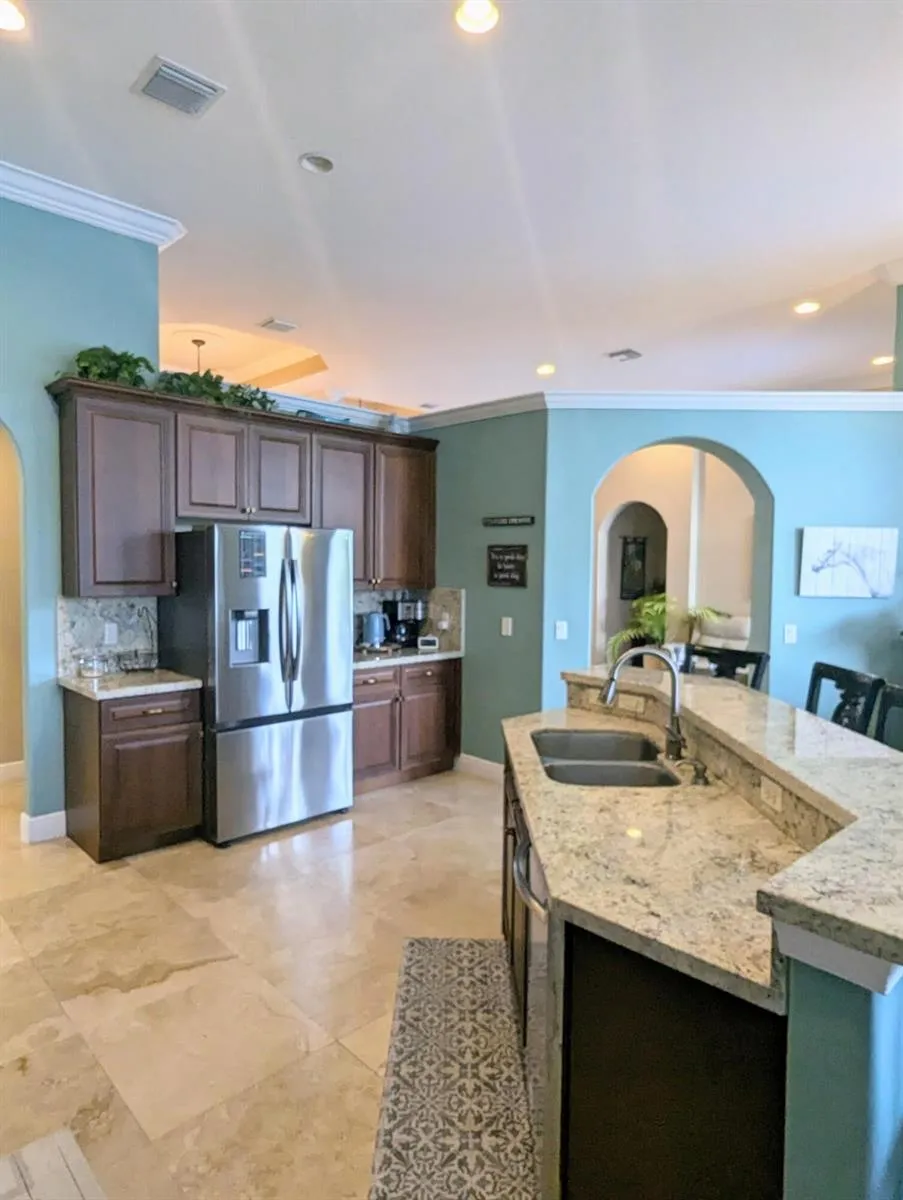 10640 Oak Meadow Lane Lake Worth, FL 33449