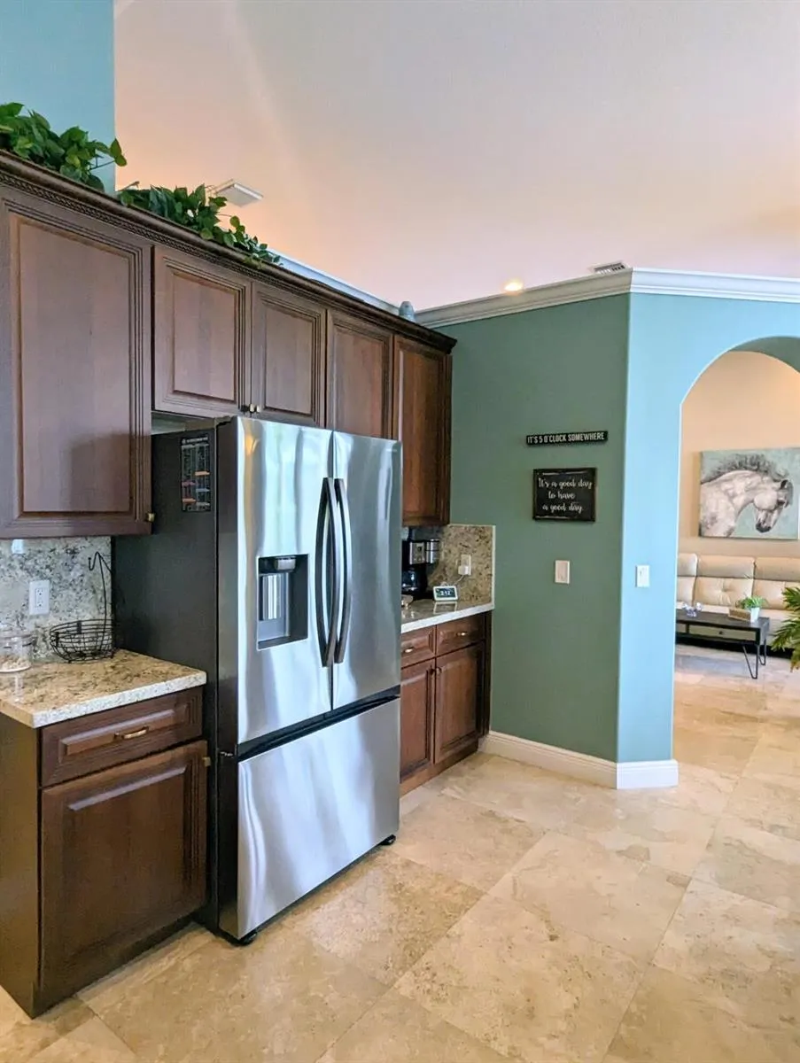 10640 Oak Meadow Lane Lake Worth, FL 33449