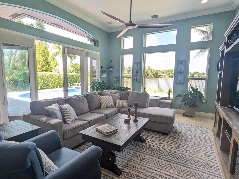 10640 Oak Meadow Lane Lake Worth, FL 33449