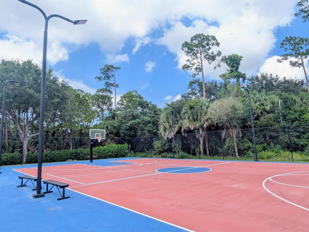 10640 Oak Meadow Lane Lake Worth, FL 33449