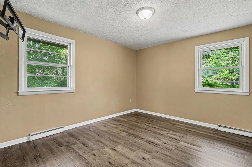 1635 Roberts Street Muskegon, MI 49442