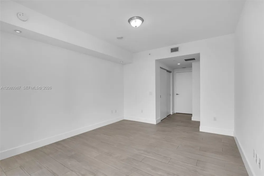 1080 Brickell Ave #3801 Miami, FL 33131