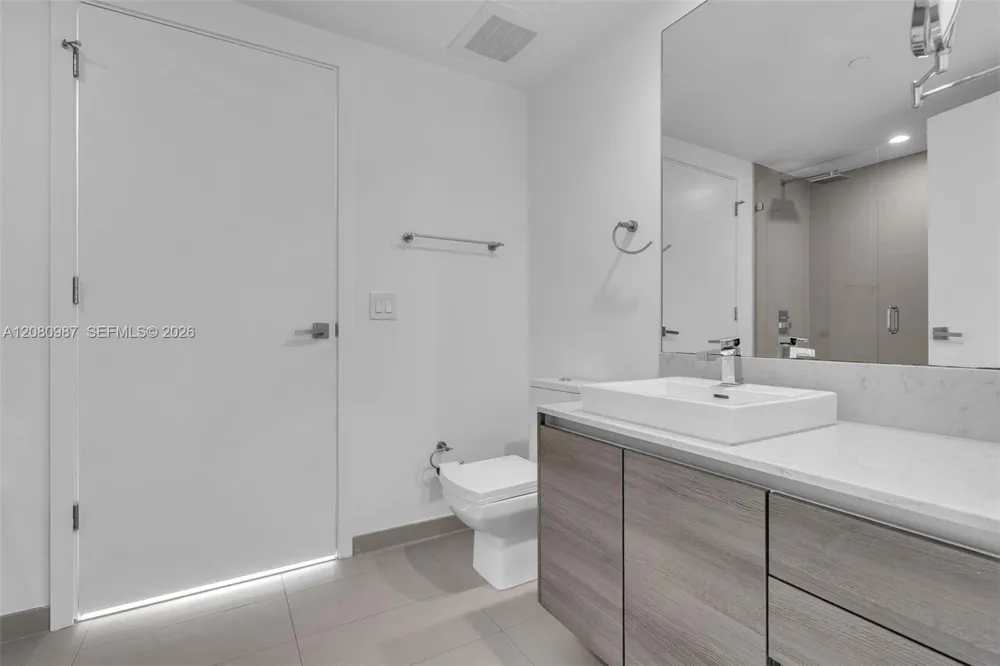 1080 Brickell Ave #3801 Miami, FL 33131