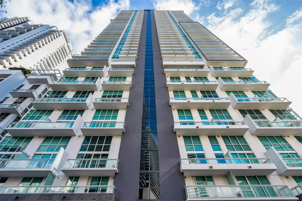 1080 Brickell Ave #3801 Miami, FL 33131