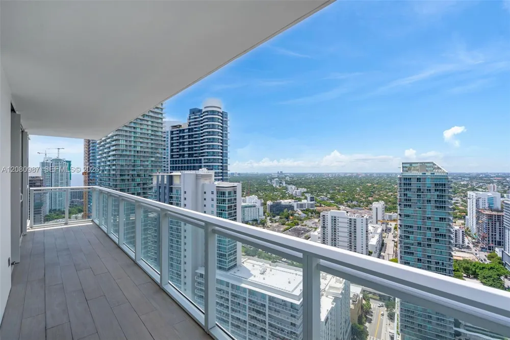 1080 Brickell Ave #3801 Miami, FL 33131