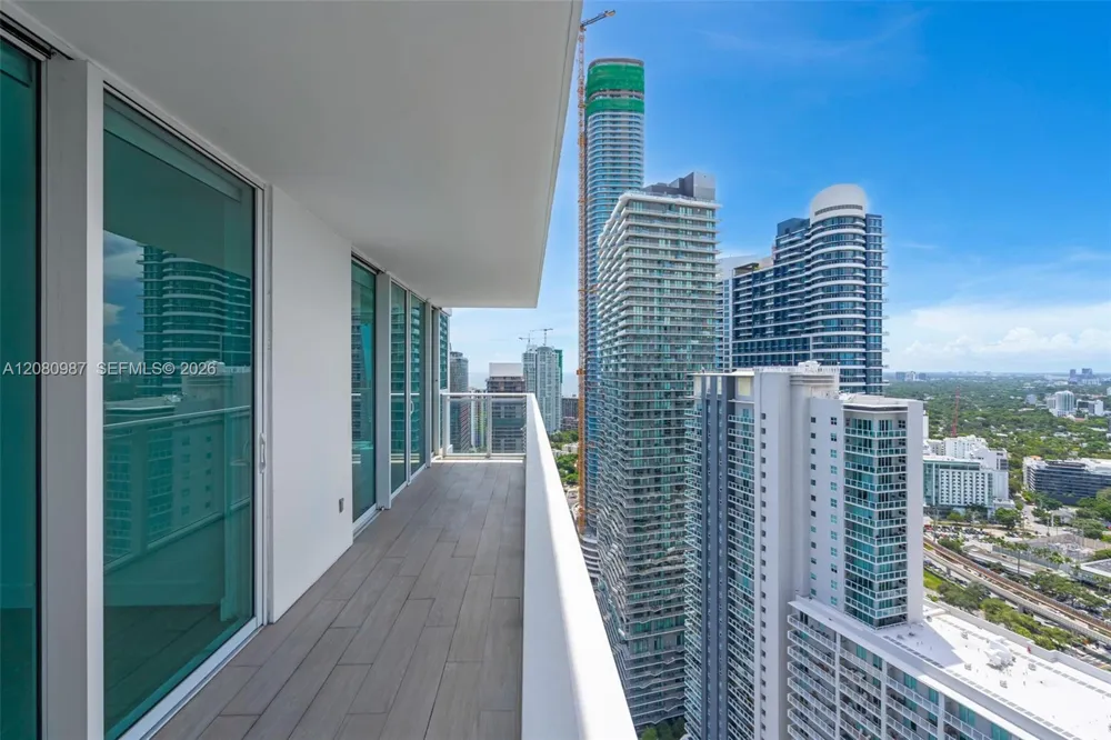 1080 Brickell Ave #3801 Miami, FL 33131