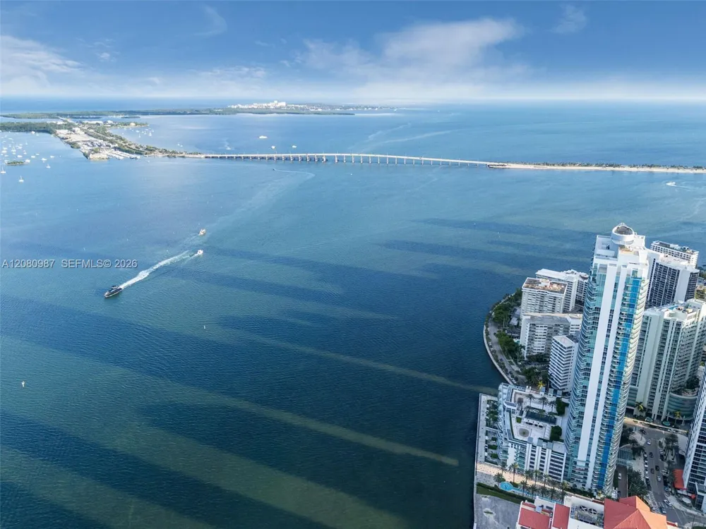 1080 Brickell Ave #3801 Miami, FL 33131