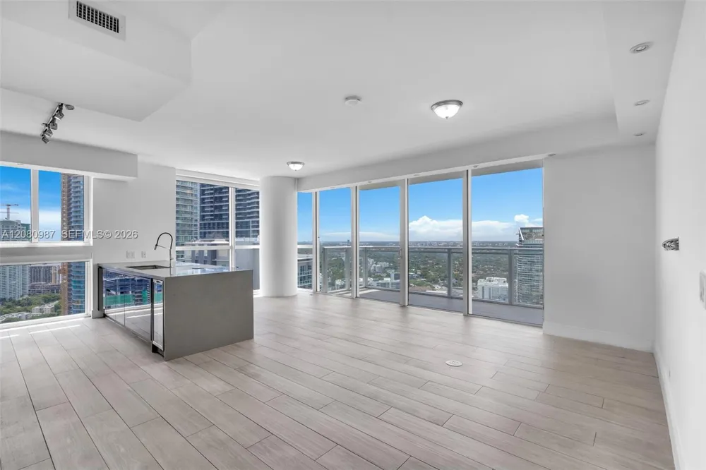 1080 Brickell Ave #3801 Miami, FL 33131