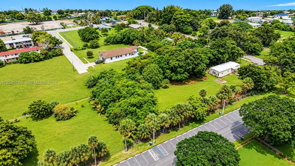 2620 NW 20th Ave Oakland Park, FL 33311