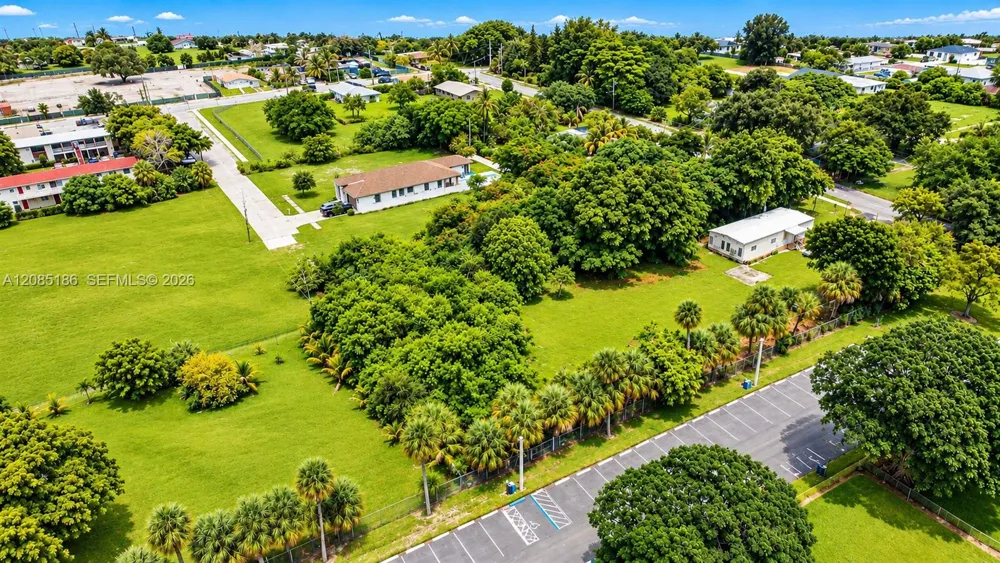 2620 NW 20th Ave Oakland Park, FL 33311