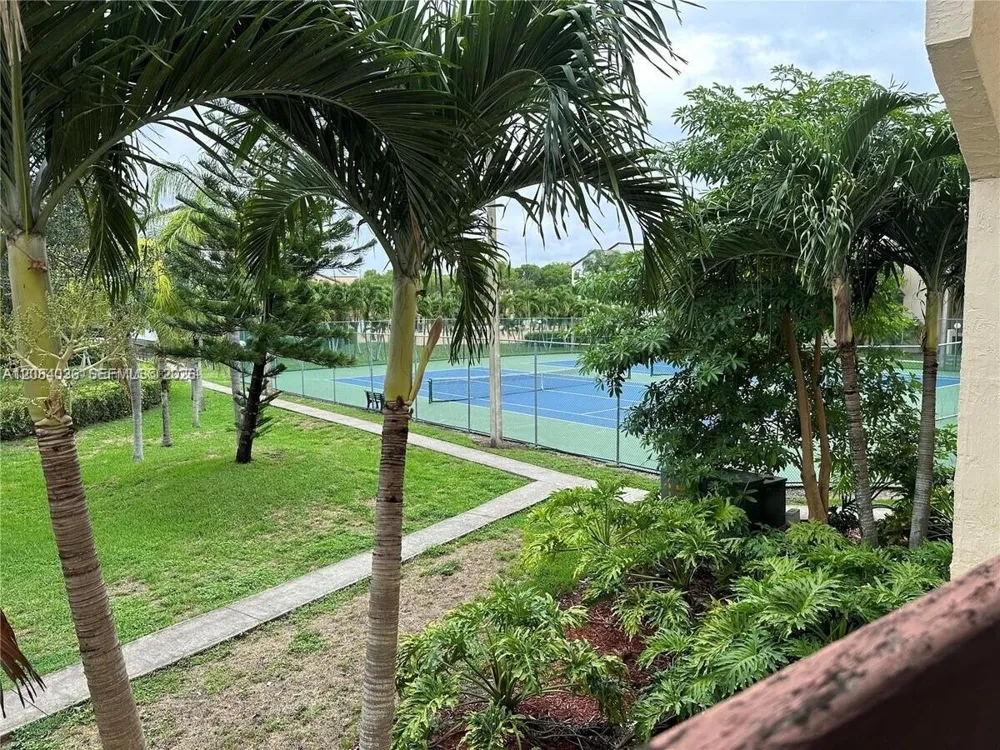 12455 SW 93rd Ter #204T Miami, FL 33186