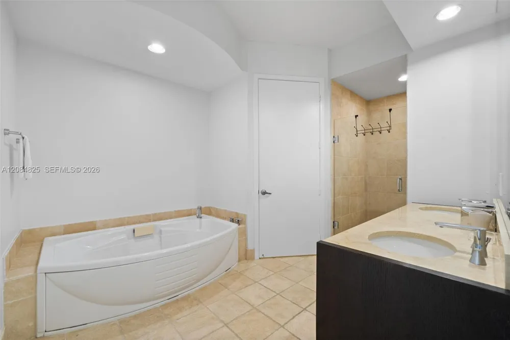 18201 Collins Ave #4709 Sunny Isles Beach, FL 33160