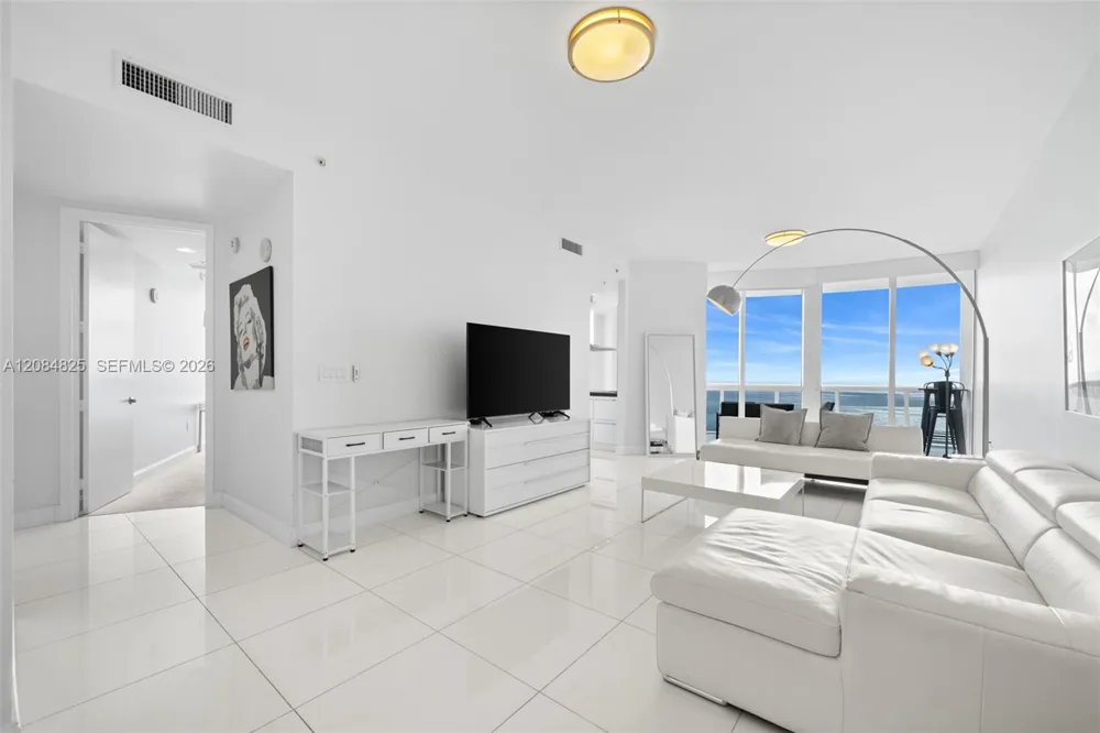 18201 Collins Ave #4709 Sunny Isles Beach, FL 33160