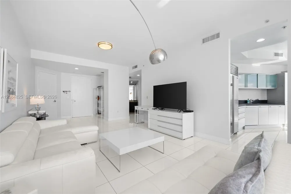 18201 Collins Ave #4709 Sunny Isles Beach, FL 33160