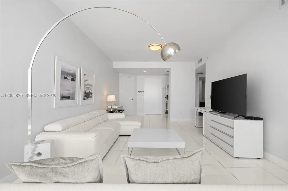 18201 Collins Ave #4709 Sunny Isles Beach, FL 33160