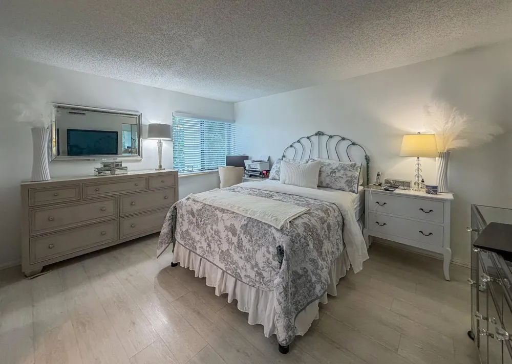 1605 S Us Highway 1 #V2-203 Jupiter, FL 33477